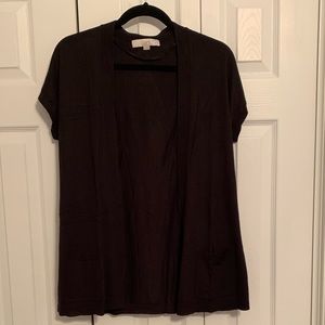 EUC BLACK LOFT SHORT SLEEVE OPEN SWEATER